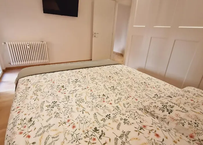 Casetta Dante Apartment